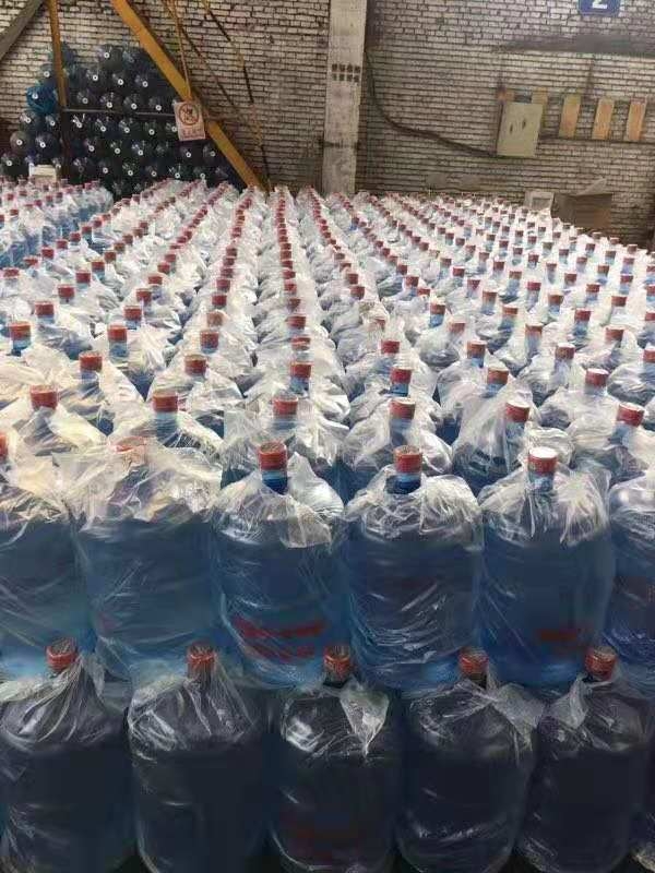 武漢桶裝水配送公司-附近桶裝飲用水訂水電話-全市范圍快速送水上門量大更優(yōu)惠