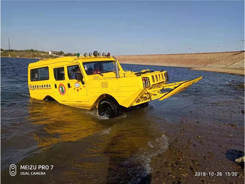 防汛應(yīng)急水陸兩棲車廠家 搶險水陸兩棲車現(xiàn)場視頻圖片