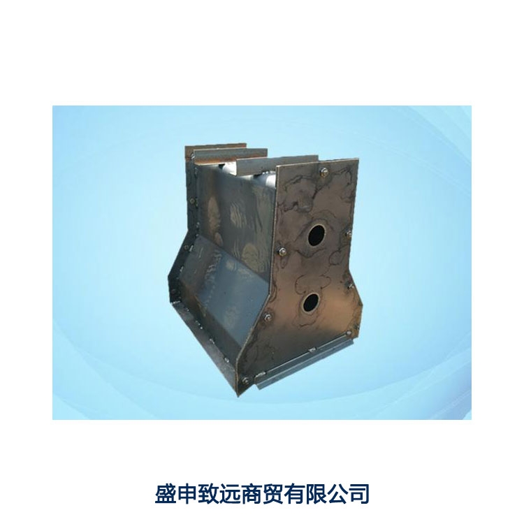 隔離墩鋼模具報(bào)價(jià)交通隔離帶模具生產(chǎn)廠家欄桿隔離帶模具廠