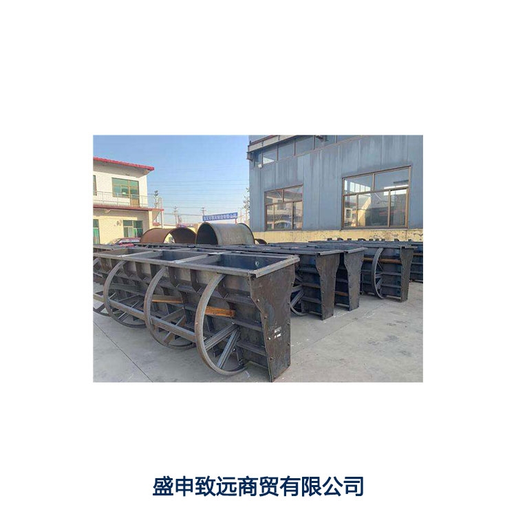 水泥隔離墩鋼模具水泥隔離墩模具價(jià)格城市隔離墩模具