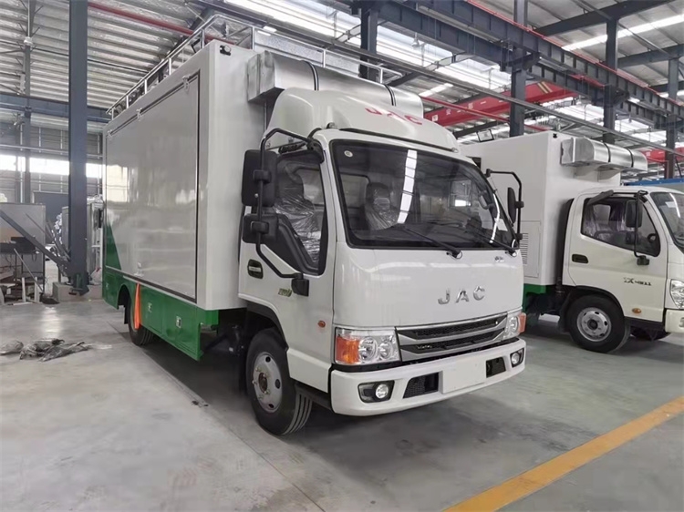 流動(dòng)餐車可以上牌藍(lán)牌廚房車高級特權(quán)流動(dòng)廚房