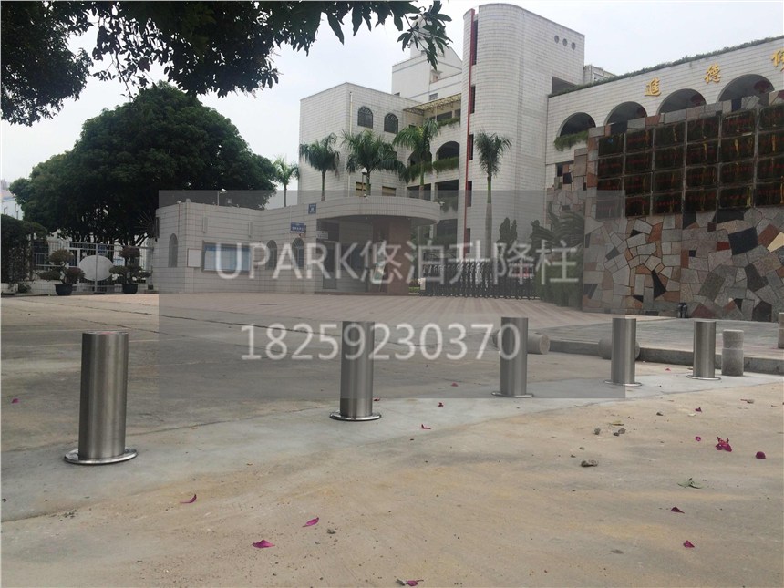 UPARK全自動(dòng)阻車路樁 機(jī)電式升降柱安裝好多少錢