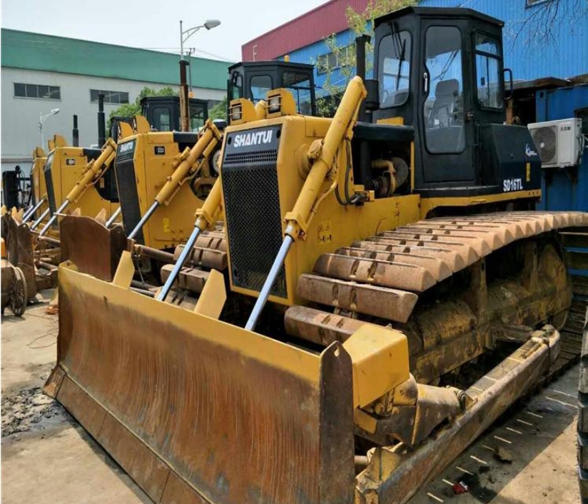 海南二手推土機(jī)市場(chǎng),轉(zhuǎn)讓二手山推220濕地推土機(jī)