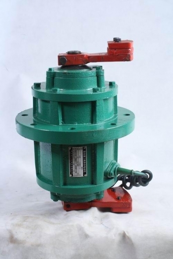 YZUL立式振動電機，機械設(shè)備專用電機，價格優(yōu)惠，廠家現(xiàn)貨供應(yīng)