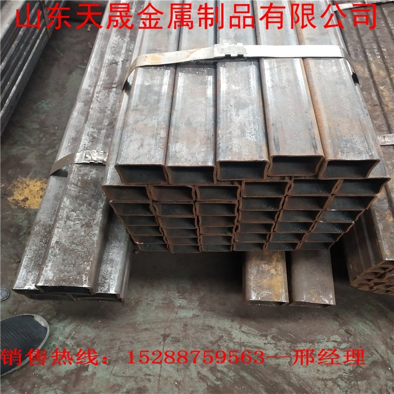 六盤水無縫方矩管-100*300*16方矩管