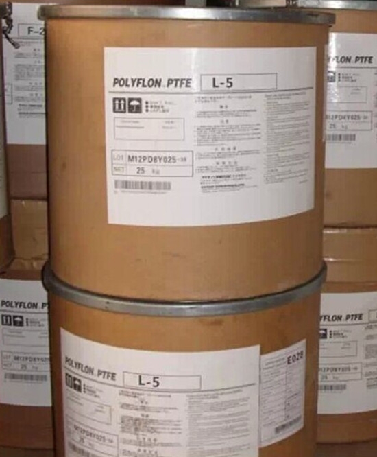 Ƭ PTFE 302