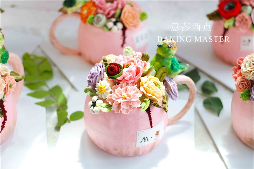 供應(yīng)駐馬店有沒有烘培學(xué)校、駐馬店有教做蛋糕的嗎