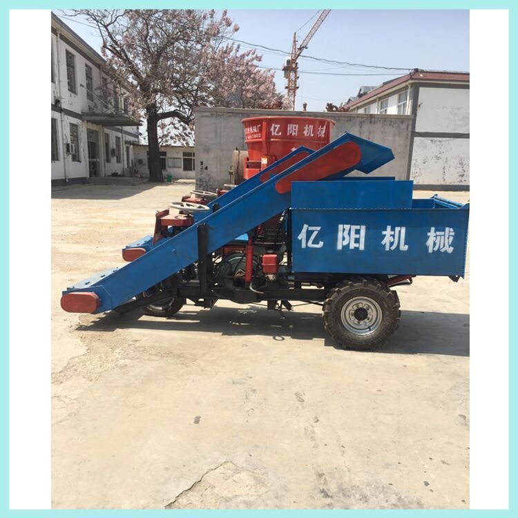 源頭廠貨柴油機(jī)帶牛棚清糞車