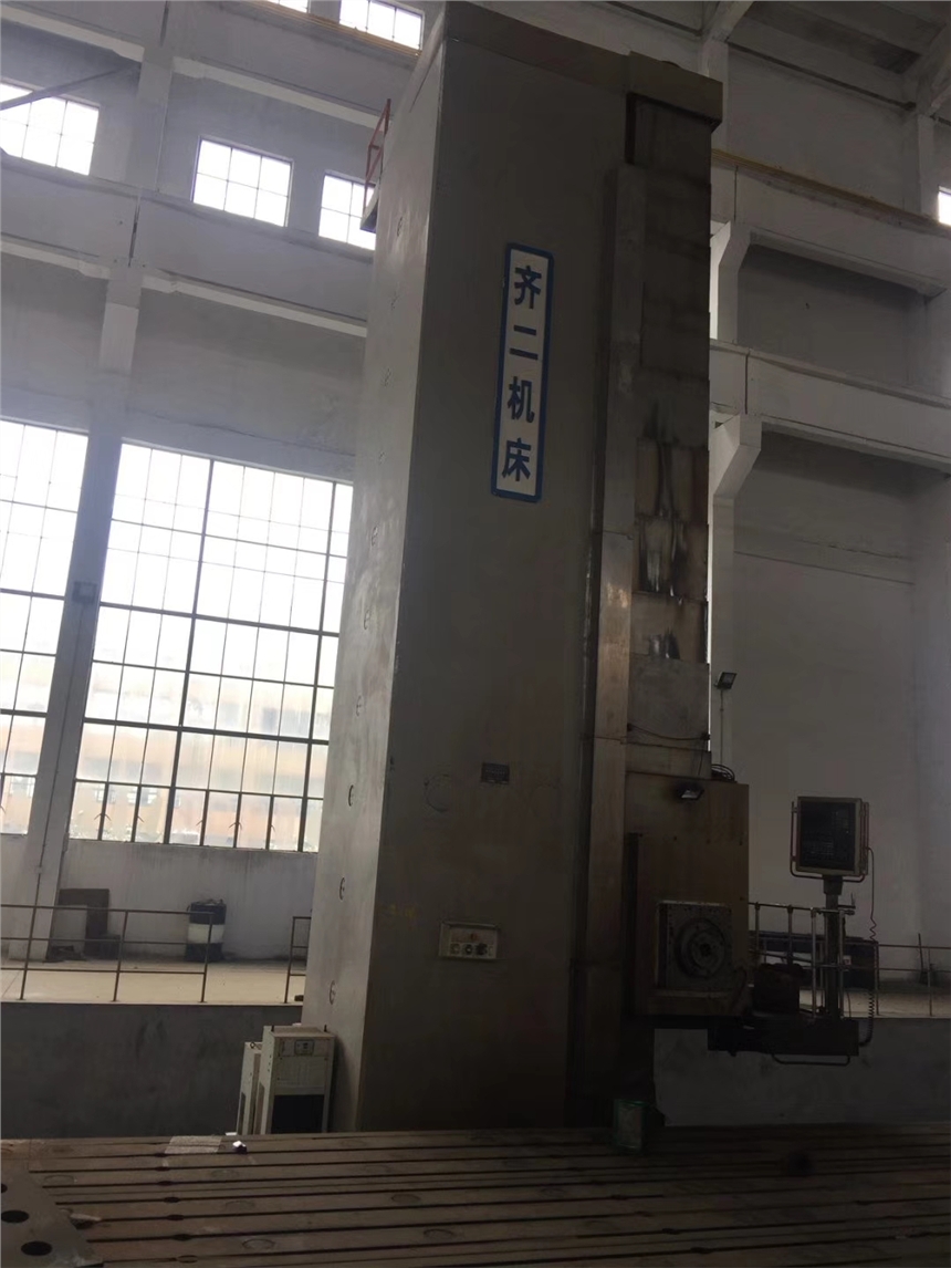 齊二機(jī)床數(shù)控落地鏜銑床型號(hào)TK6926，二手落地鏜銑床