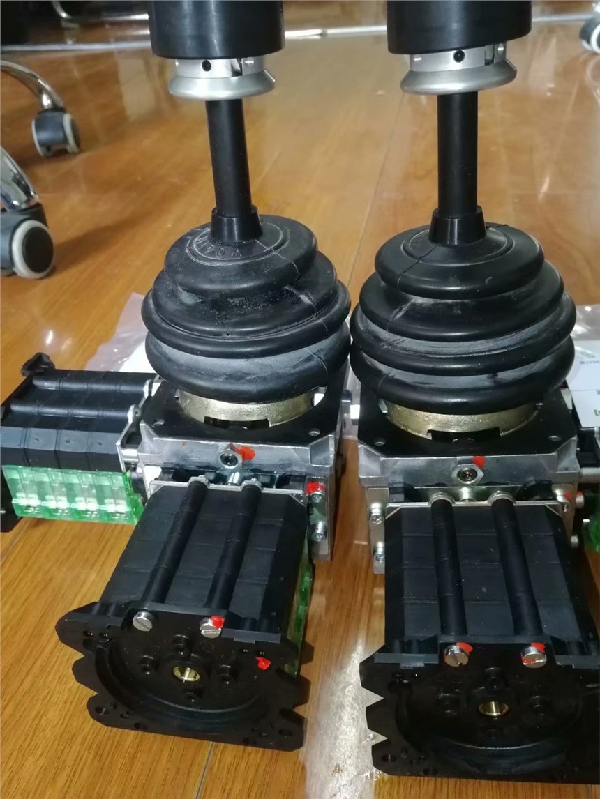 秋的相思HYDACHDA4445-A-250-000