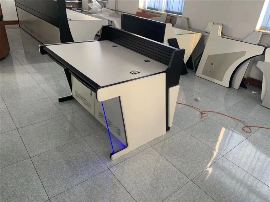 鄭州播音臺、多媒體講臺