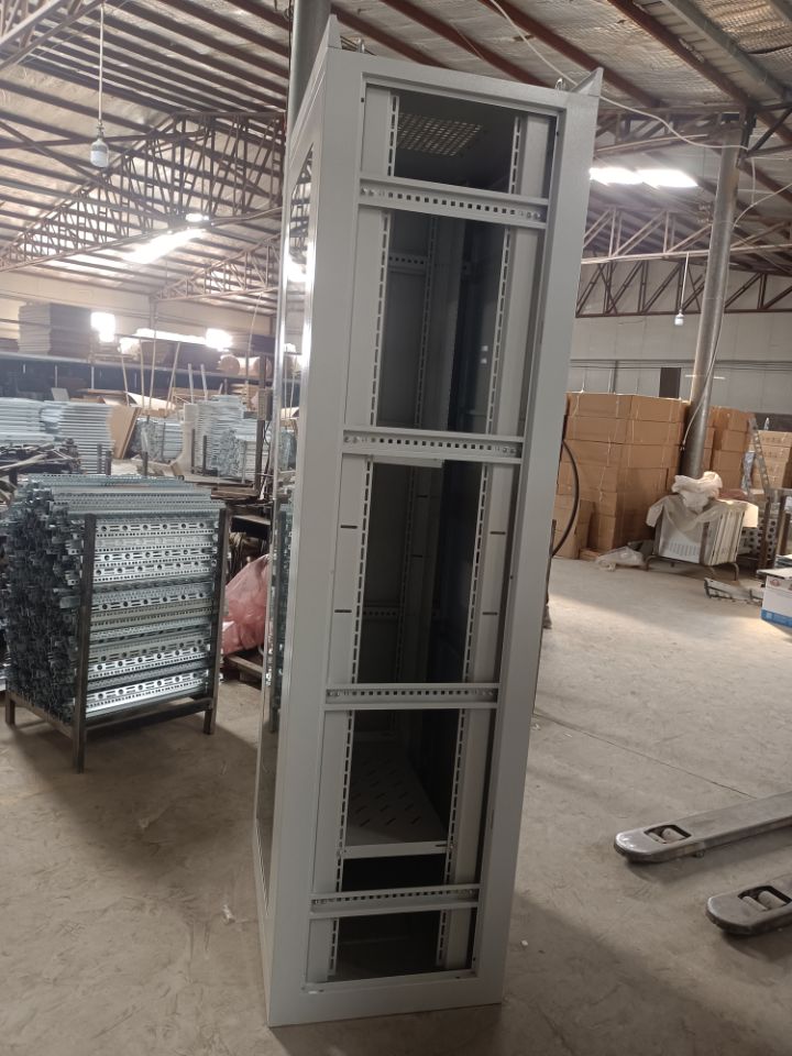 設(shè)備機(jī)柜戶外防水不銹鋼機(jī)箱1.2米服務(wù)器箱1.6米交換機(jī)柜2米服務(wù)器機(jī)柜