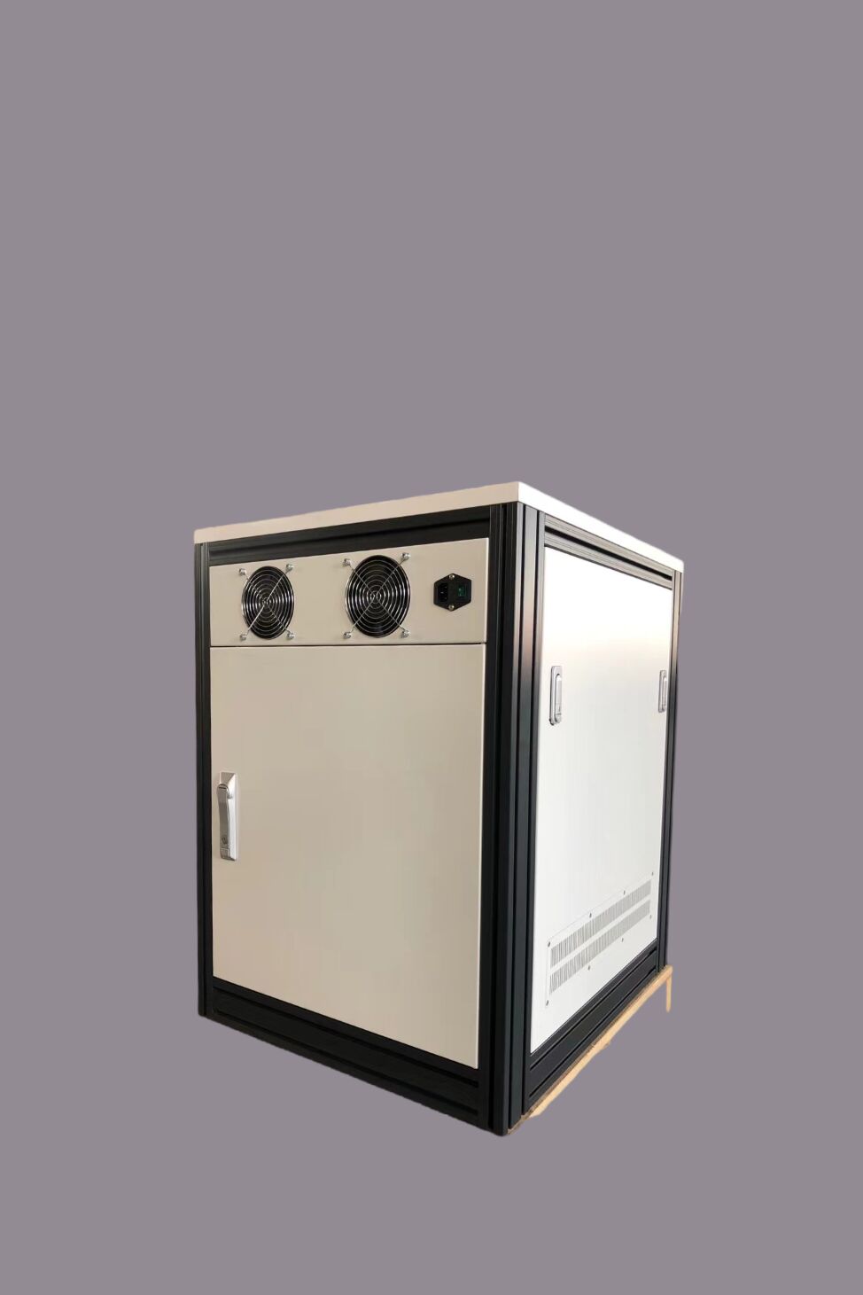 水處理設(shè)備機(jī)箱訂做