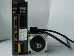 富士伺服GYS401D5-RC2電機(jī)＋RYH401F5-VV2驅(qū)動(dòng)