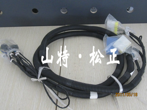 接頭，小松挖掘機(jī)原廠配件接頭。挖掘機(jī)配件接頭