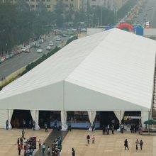展銷會篷房報(bào)價定 制跨度30米40米蓬房價格 租賃大型展覽篷房