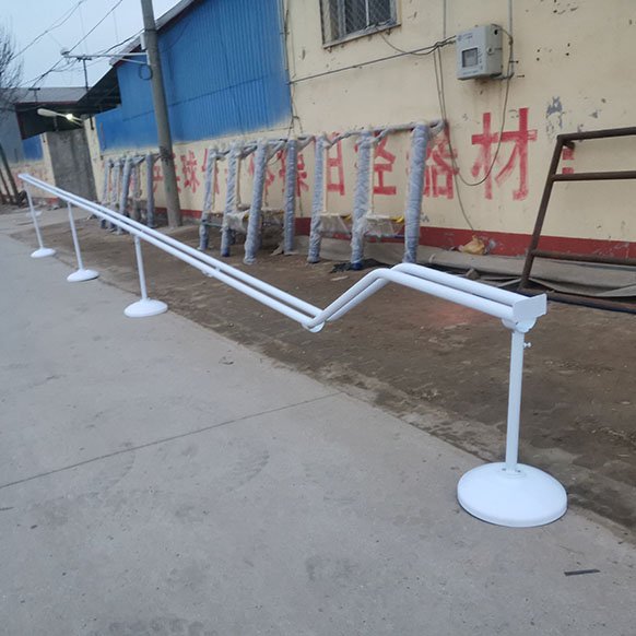 鉛球傳送帶比賽專用回送器田徑投擲搬運(yùn)器材奧成體育供應(yīng)