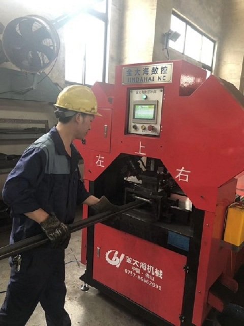 液壓角鋼沖孔設備裁斷設備專用自動化設備裁剪多功能一體機