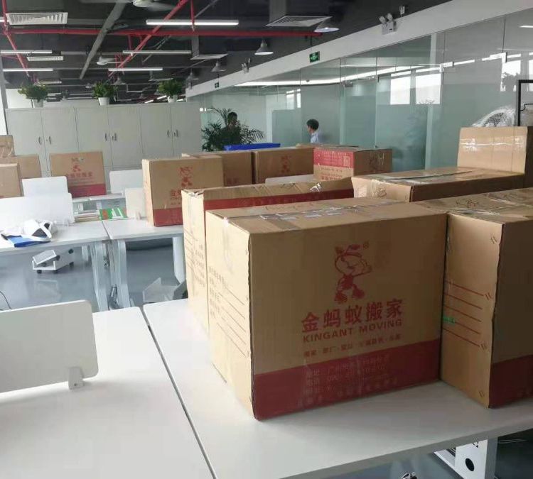 承接居民公司搬家，車型齊全,搬家經(jīng)驗(yàn)豐富,報價透明