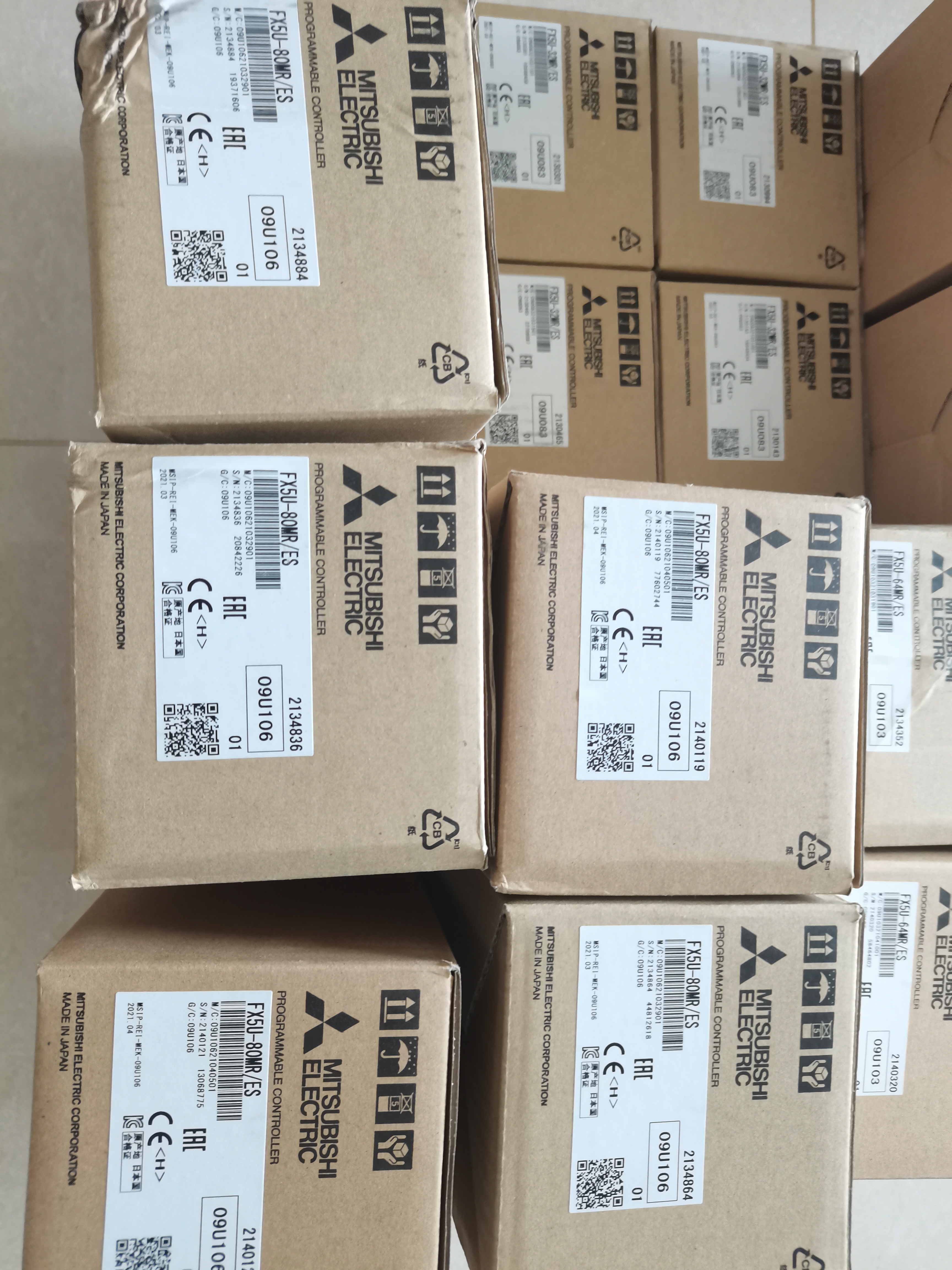 弘益自動(dòng)化三菱可編程控制器FX5U-80MT\/ES全新原裝