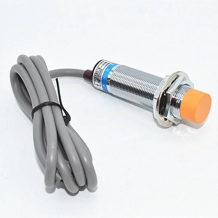 中國滬工光電傳感器LJ18A3-5-Z\/BXLJ18A3系列電感式接近開關(guān)