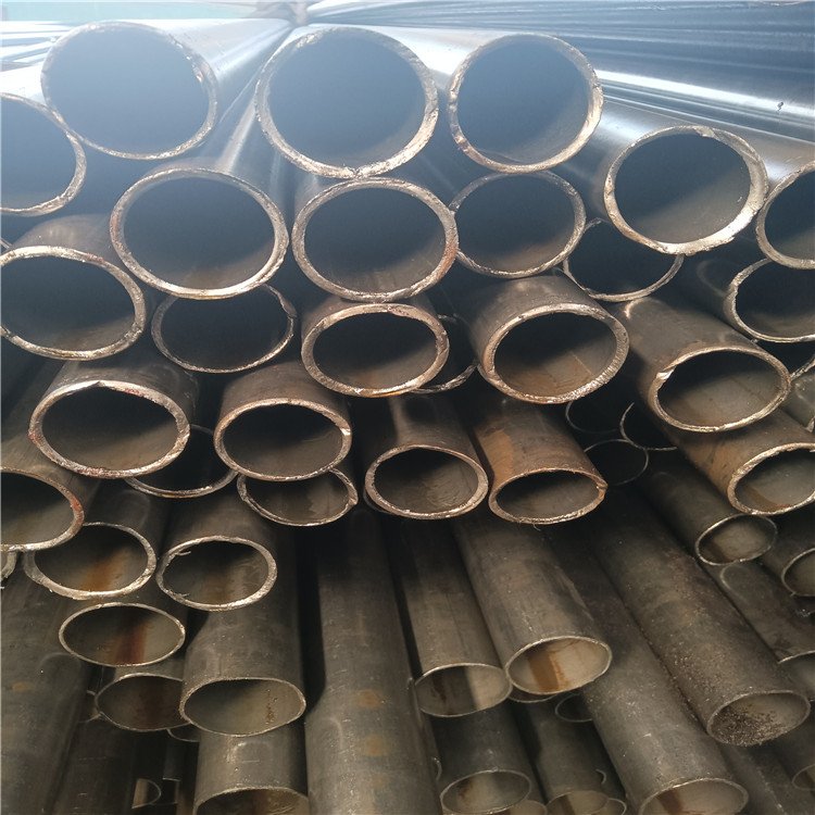 機(jī)械廠用35CrMo小口徑精拔無縫鋼管Q345B低溫管76*4.5現(xiàn)貨盛典