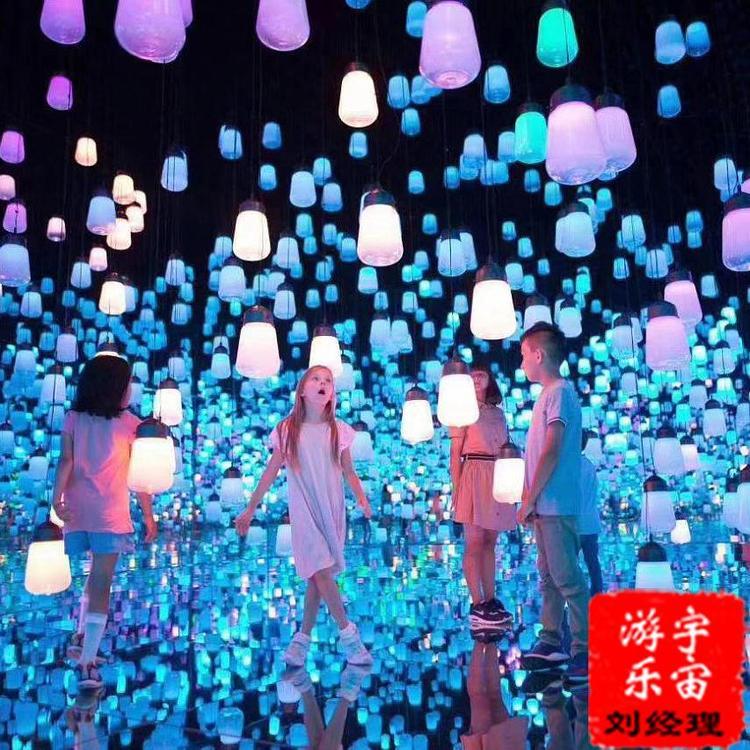 鼎藝游樂設(shè)備星空小屋流浪星球呼吸森林科技網(wǎng)紅館
