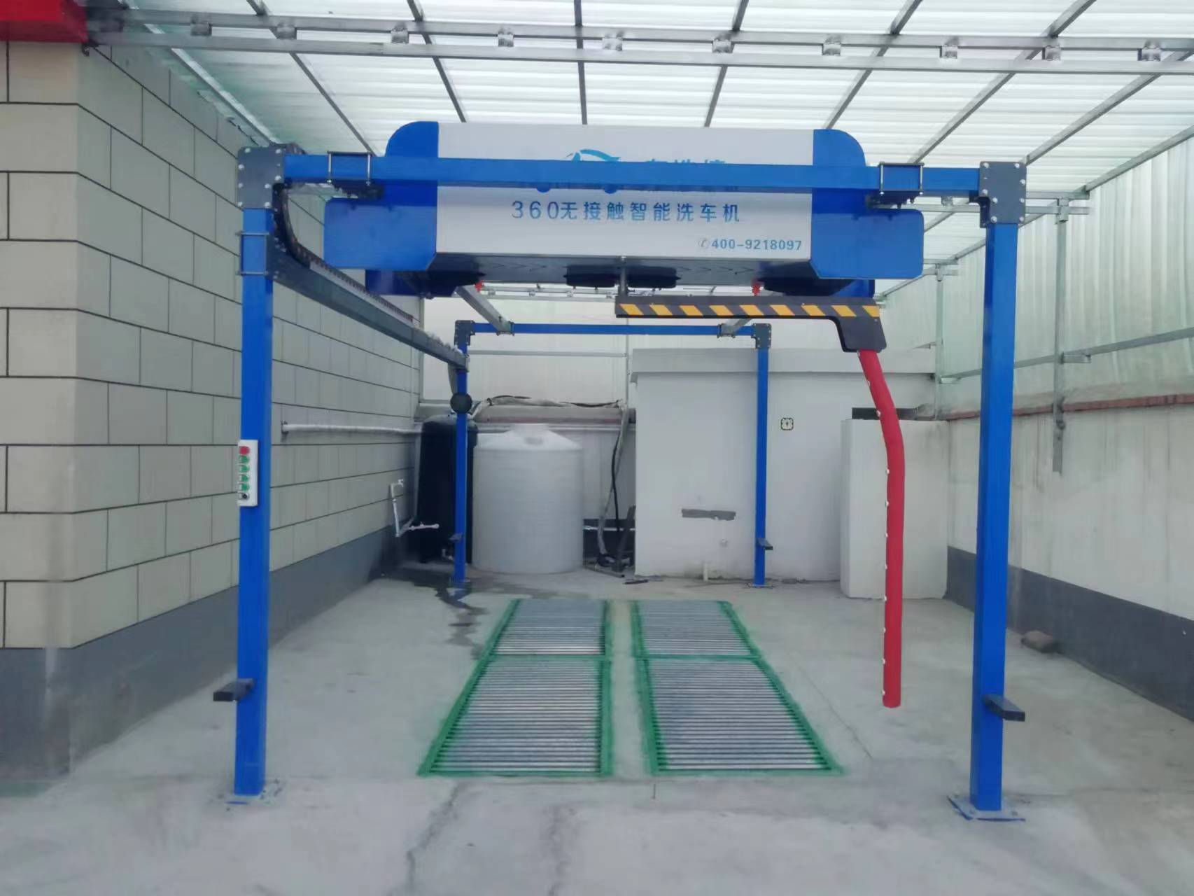 廠家批發(fā)全自動無接觸高壓沖洗洗車機(jī)泡沫洗車設(shè)備