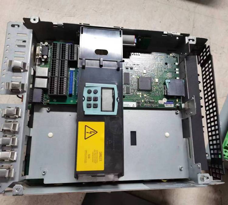 西門子電源模塊6SN1145上電指示燈不亮（維修運(yùn)行穩(wěn)定）