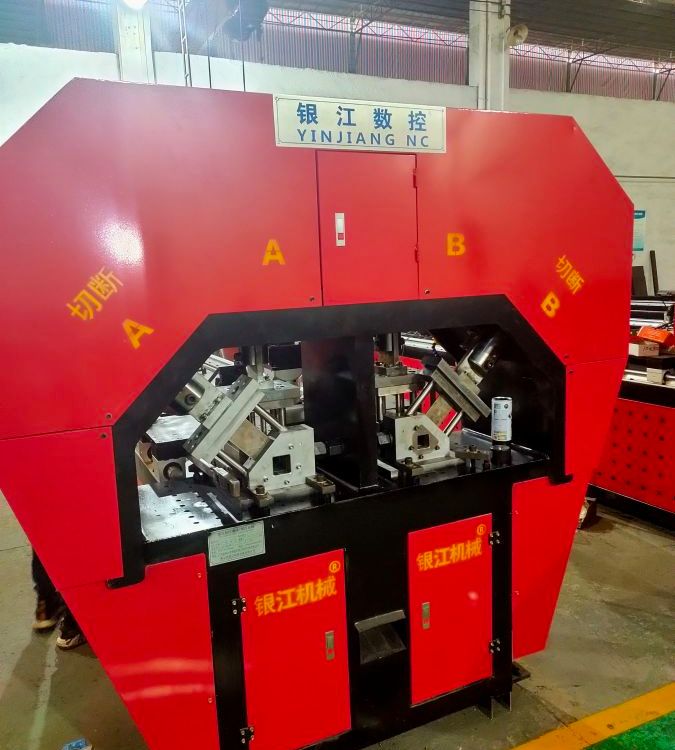 供應YJ-16XING角鋼沖孔機爬架打孔設(shè)備槽鋼沖孔下料機服務周到