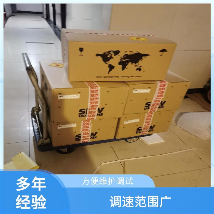 賽威變頻器操作手柄方頁方便維護調(diào)試MDX61B0450-503-4-00