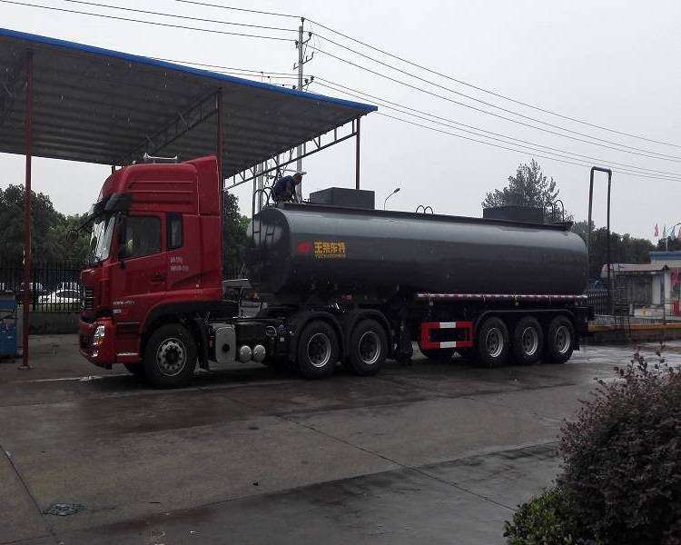 玉柴東特普貨液體罐車35方凈水劑運(yùn)輸半掛車