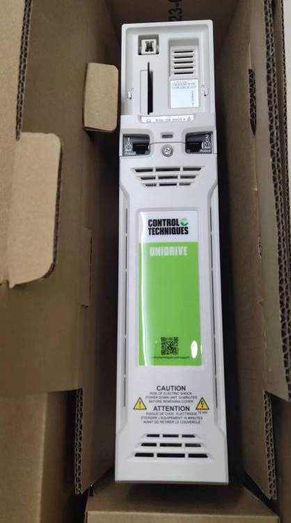 艾默生CT尼得科驅(qū)動器M701\/0\/2-03400078A10100AB100全新議價