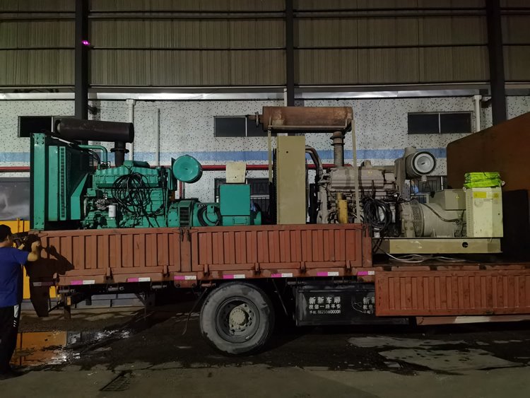 發(fā)電機(jī)出租低噪音康明斯機(jī)組本地大功率租賃公司380V\/50HZ