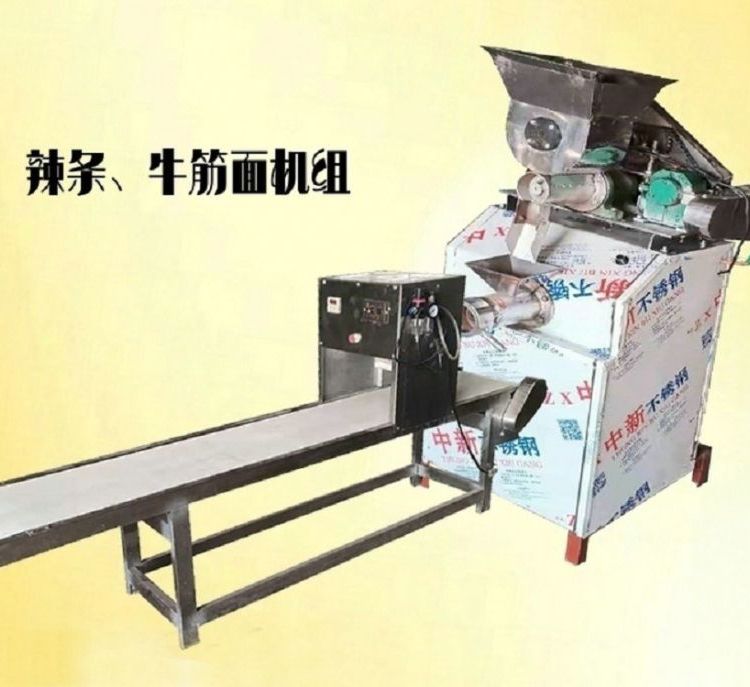 小型辣條加工機組，自動下料辣條機，自動切斷辣皮機