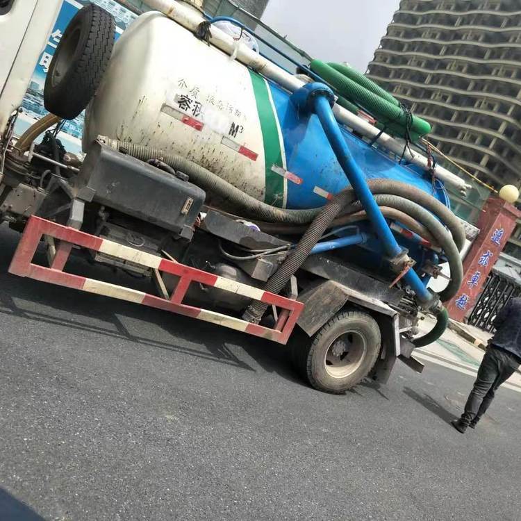 義烏吸污車抽池塘污泥水義烏清淤清運(yùn)污泥油池