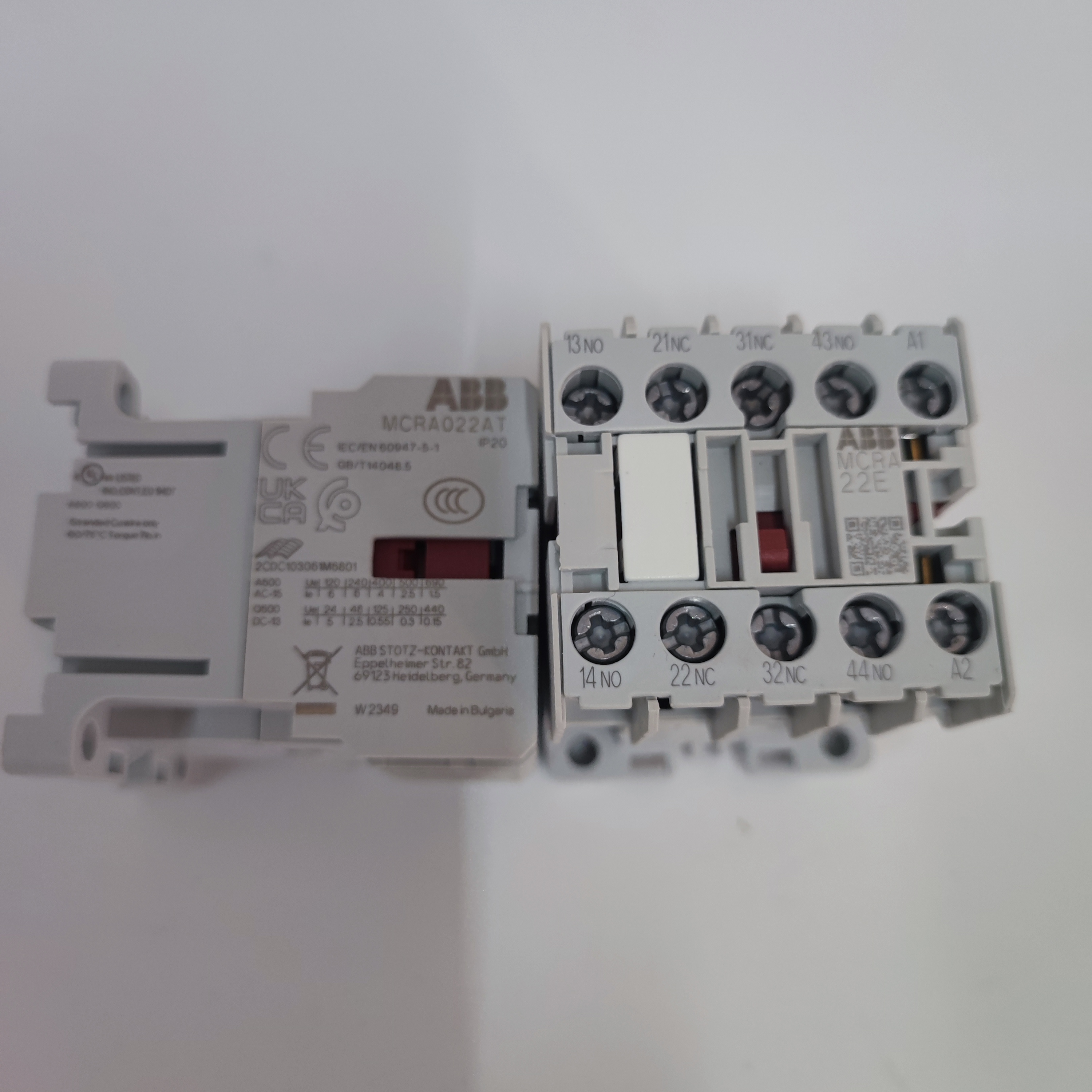 MMC1K301ARDGEMC1A400AT1|MC1A400AT9]MC1A400ATJ