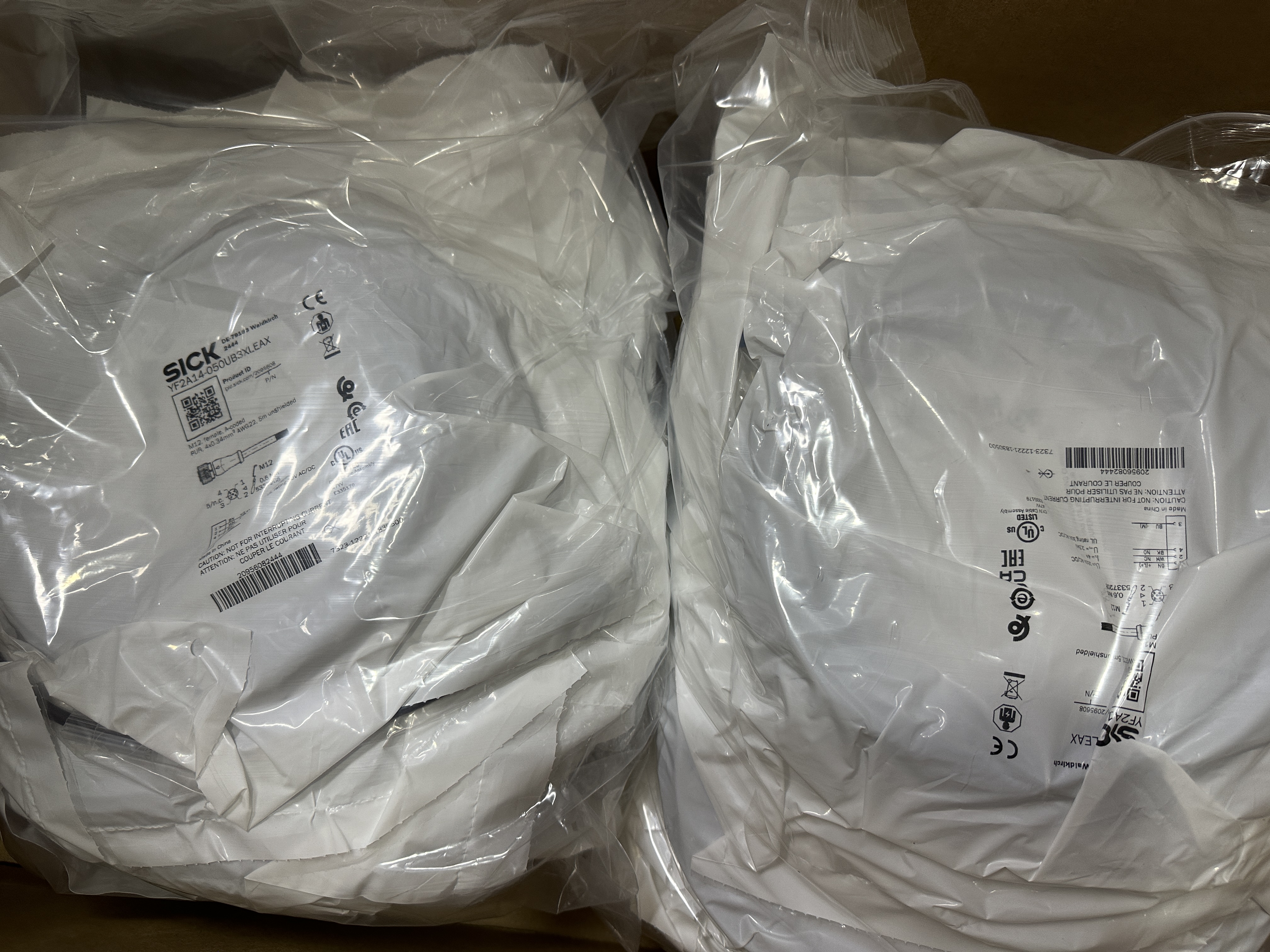 SICK光電開關(guān)傳感器WLL260-F440檢測鏡反射式NO：6020065
