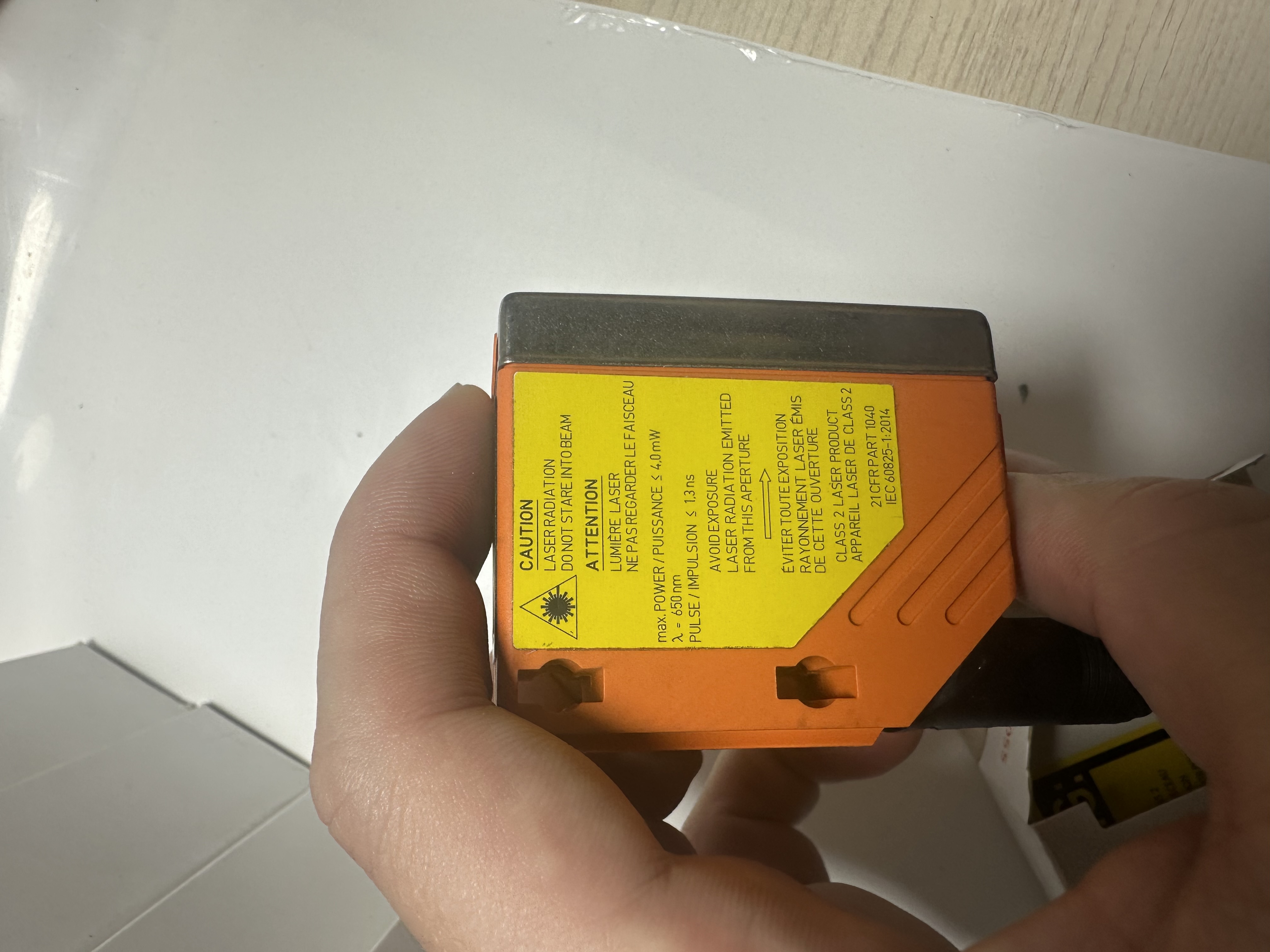 SICK光電開關(guān)傳感器WTB9L-3P2491NO：1058151