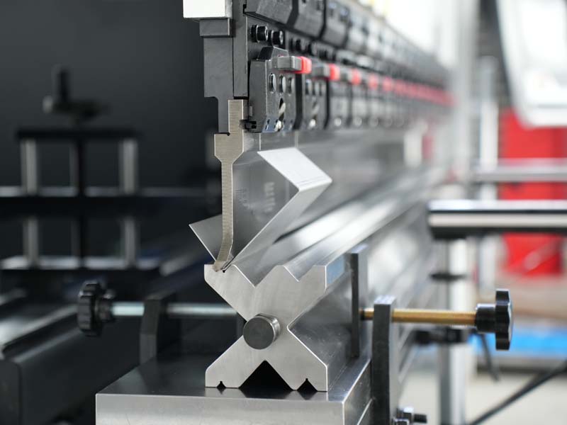 折彎機(jī)模具彎刀尖刀復(fù)合模段差模具支持來圖加工