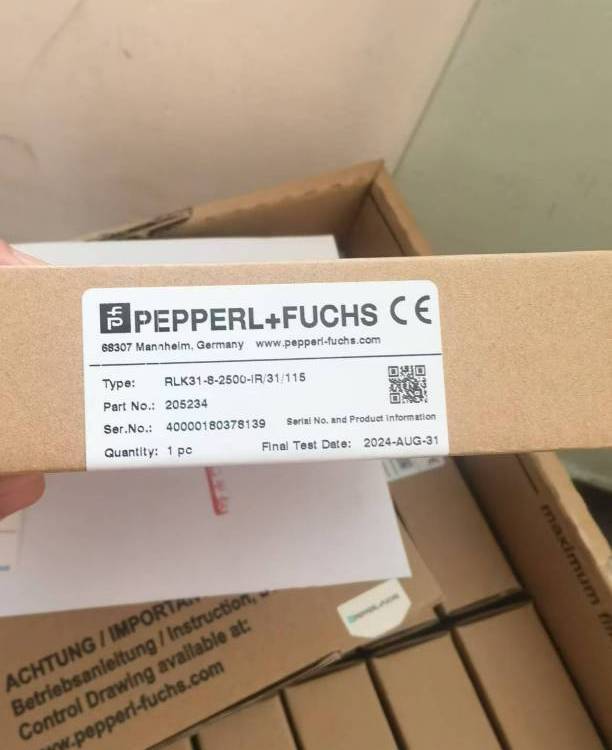 原裝倍加福（P F）漫反射型光電傳感器RLK31-8-