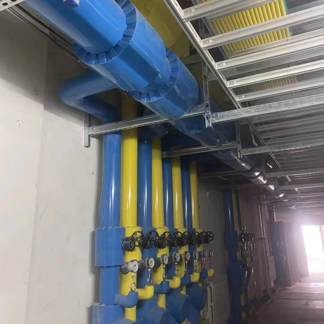 水泥廠設備管道保溫施工隊玻璃棉鐵皮外護工程