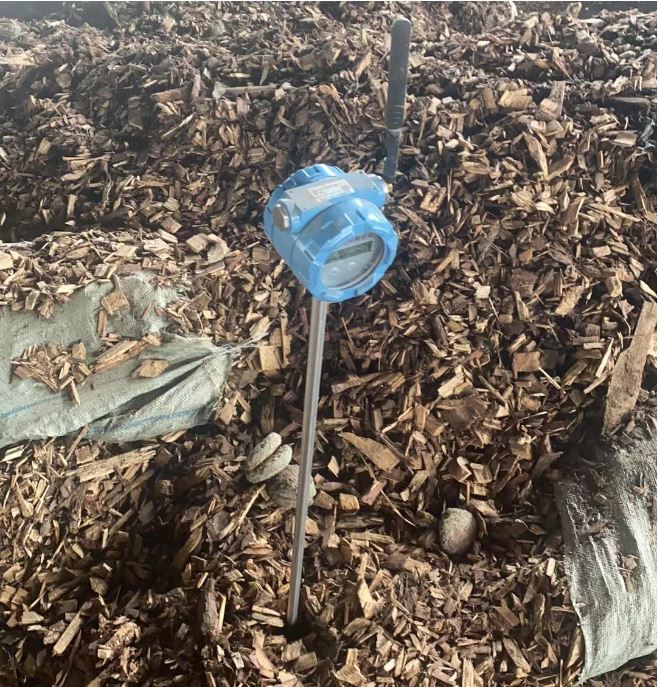 造紙廠堆垛無線測溫裝置料場秸稈垛無線測溫儀草料堆溫度監(jiān)控系統(tǒng)