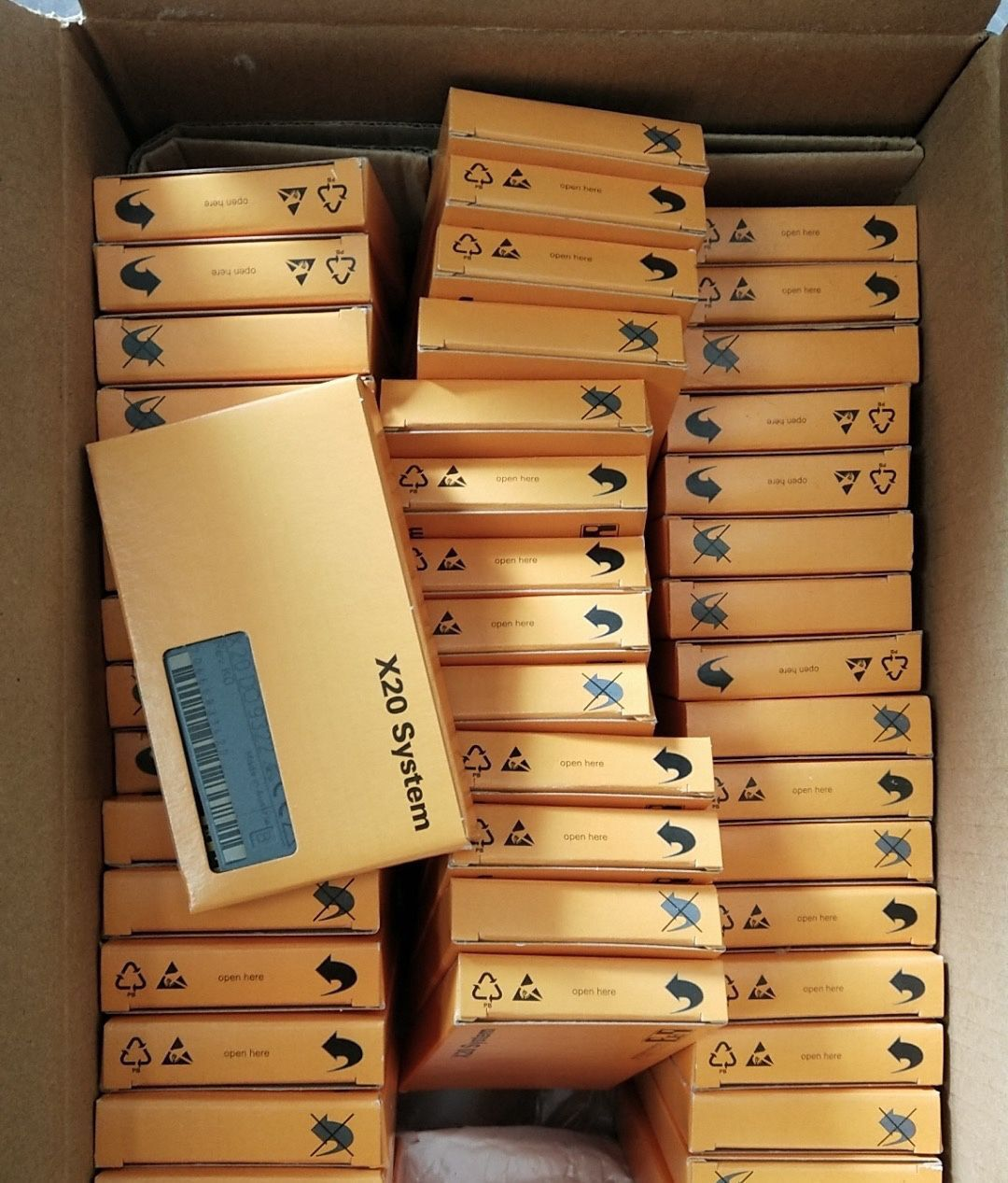 ACOPOS1045-8V1045.002（8V1045.00-2）貝加萊驅(qū)動(dòng)器模塊