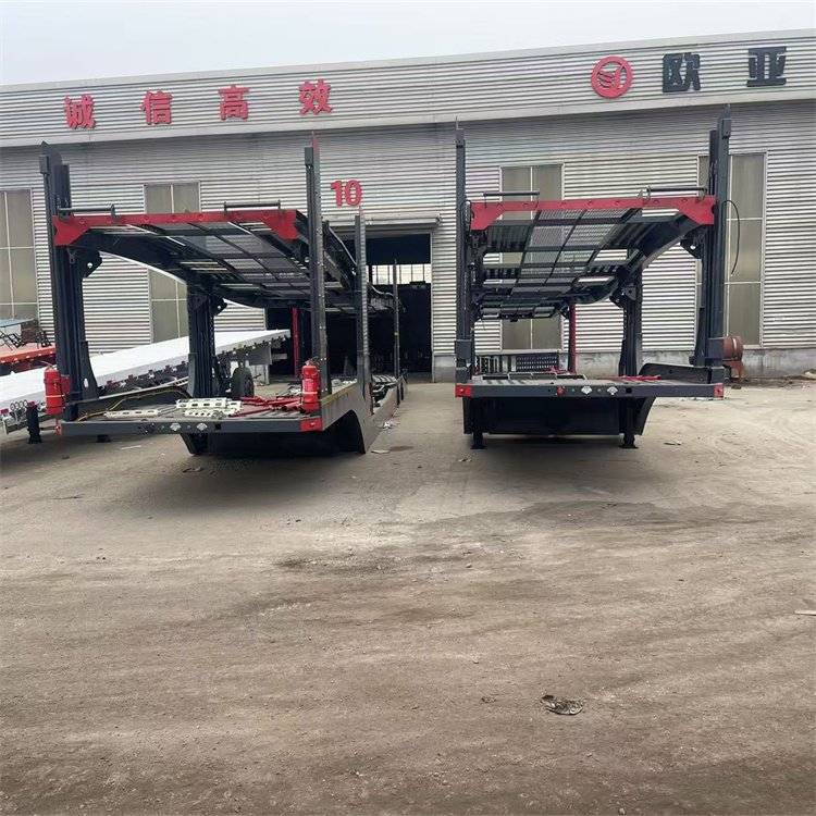液壓低平板半掛車兩線四軸大件運輸車鉤機板拖車