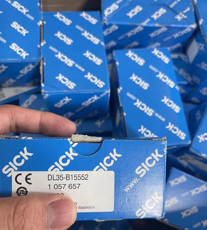 激光測距傳感器DL35-B15552德國西克SICK全新原裝現(xiàn)貨