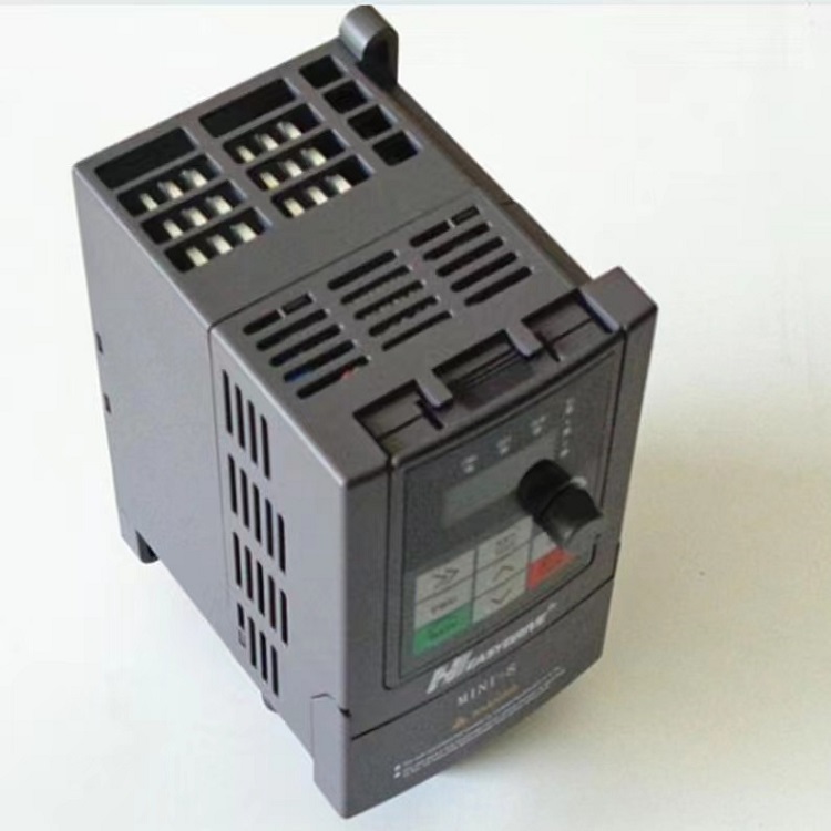 原裝變頻器銷售中小型電工電氣專用型變頻設備低壓交流組合變頻