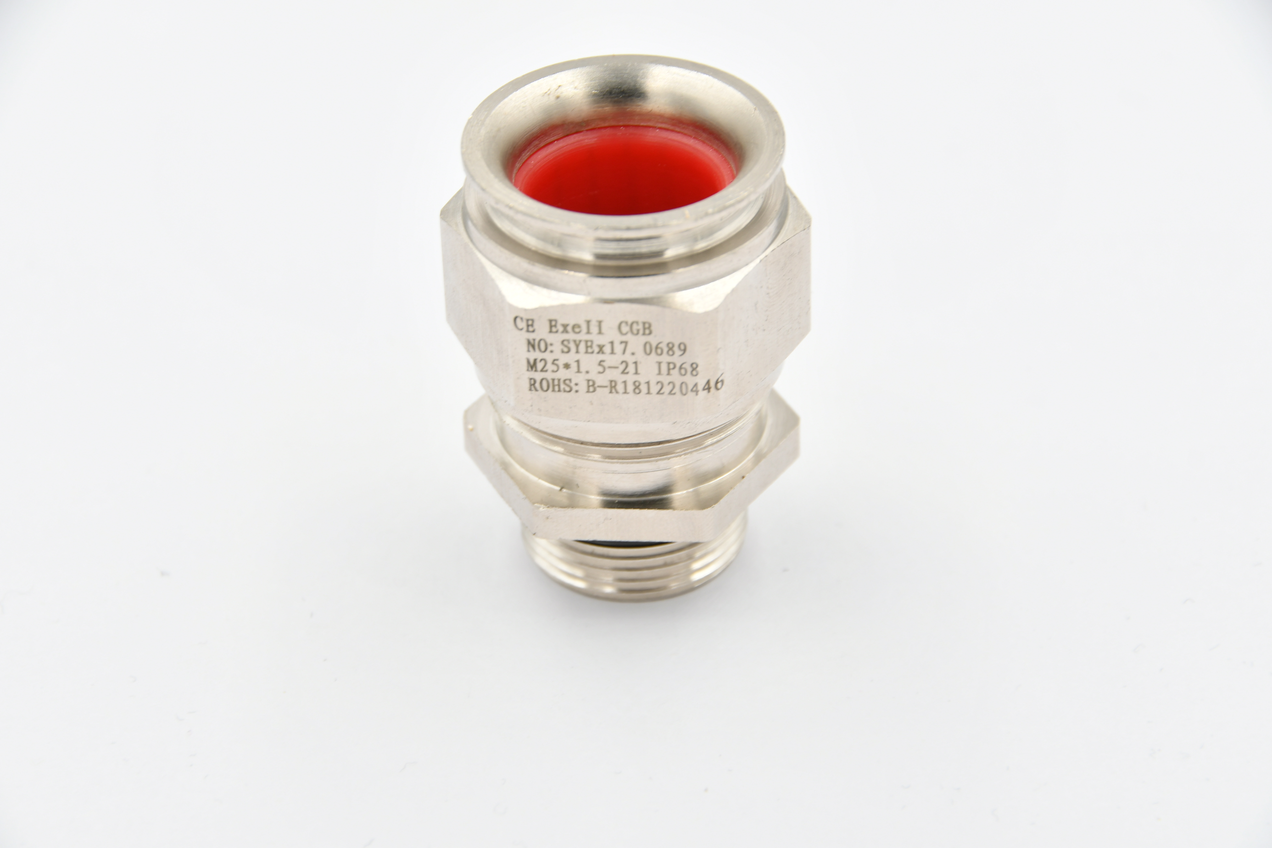 金屬鎧裝電纜格蘭頭可靠性高工藝先進(jìn)技術(shù)力量雄厚